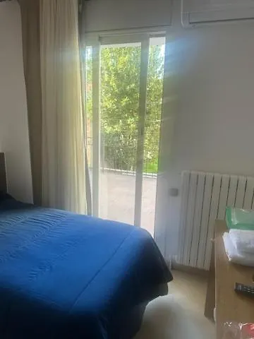 Guest house Hostal Trevol Torello Spain